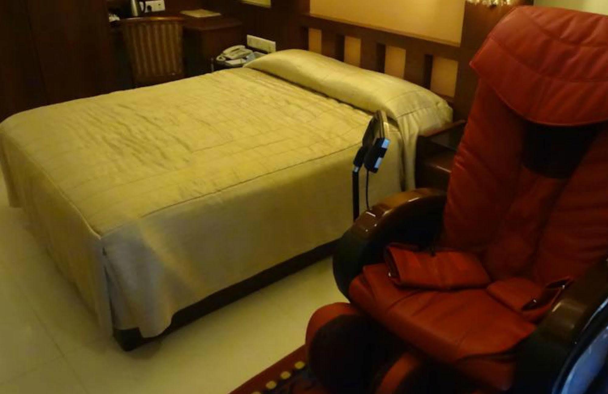 Fabhotel Shubhangan - Nr Bandra Bombay Extérieur photo
